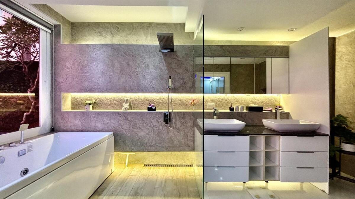 Sawansa 33a 400m2 Luxury Seaview Pool Near Pousada Patong